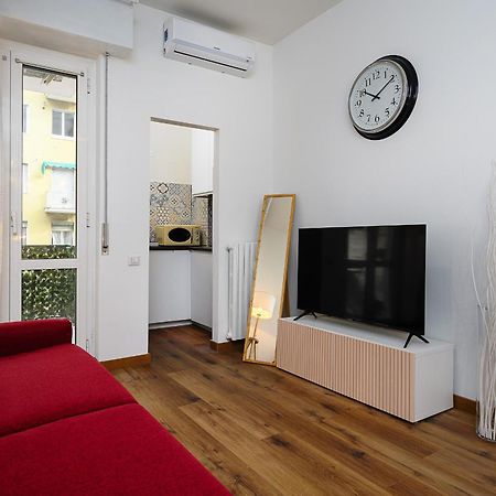 Ferienwohnung Sebino 8 - Monolocale Cool Mailand Exterior foto
